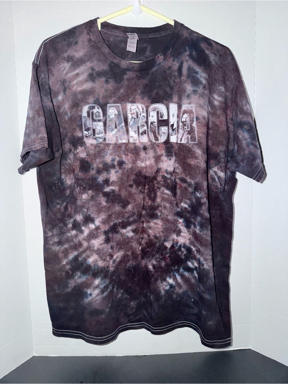 Gildan Tie-Dye Tee in Purple and Burgundy Wash